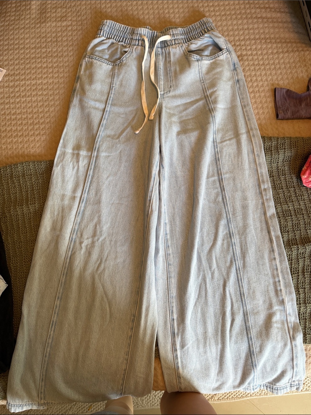 Universal Thread Light Blue Wide-Leg Drawstring Jeans
